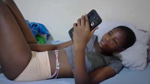 Tatty online show from 11-24-25, 11:04