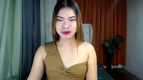 sweet_trexie online show from 05-10-26, 10:48