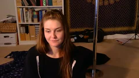 Snapshot of sweet_truffle chatting on 01-31-25, 10:31 Heidi Brenner - Please check bio for schedule FAQ online show from 01-31-25, 10:31