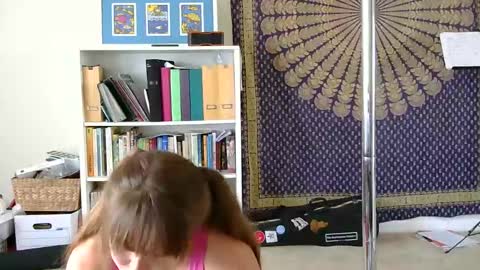 Snapshot of sweet_truffle chatting on 02-09-25, 06:16 Heidi Brenner - Please check bio for schedule FAQ online show from 02-09-25, 06:16