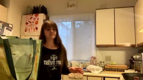 Snapshot of sweet_truffle chatting on 02-12-25, 10:26 Heidi Brenner - Please check bio for schedule FAQ online show from 02-12-25, 10:26