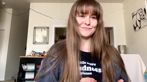 Snapshot of sweet_truffle chatting on 03-05-25, 06:23 Heidi Brenner - Please check bio for schedule FAQ online show from 03-05-25, 06:23