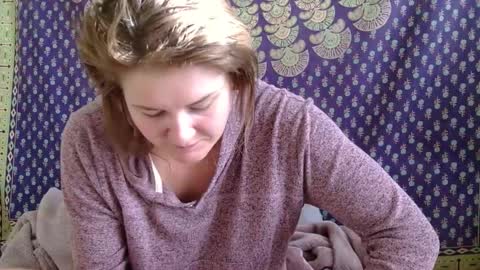 Snapshot of sweet_truffle chatting on 10-13-25, 01:22 Heidi Brenner - Please check bio for schedule FAQ online show from 10-13-25, 01:22