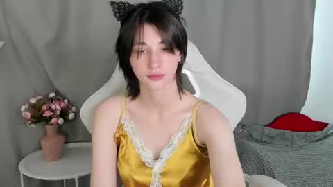 Snapshot of sweet_vanillopa chatting on 06-12-26, 02:32 Carolina Lu online show from 06-12-26, 02:32
