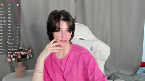 Snapshot of sweet_vanillopa chatting on 06-14-26, 02:24 Carolina Lu online show from 06-14-26, 02:24