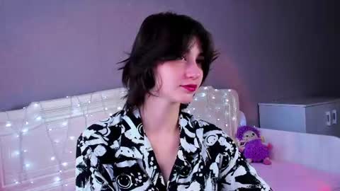 Snapshot of sweet_vanillopa chatting on 07-25-26, 01:15 Carolina Lu online show from 07-25-26, 01:15