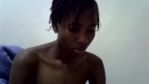 Snapshot of sweet_vee1 chatting on 05-11-26, 01:06 Princess vee online show from 05-11-26, 01:06