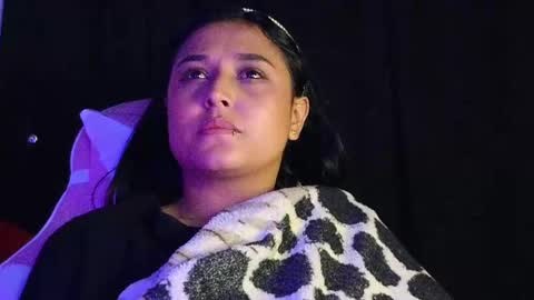 Snapshot of sweet_xuee18 chatting on 12-28-24, 08:05 Sweet online show from 12-28-24, 08:05