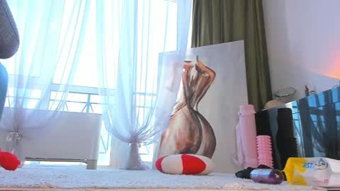 Snapshot of sweet_yasu chatting on 01-11-25, 09:36 Yasu online show from 01-11-25, 09:36