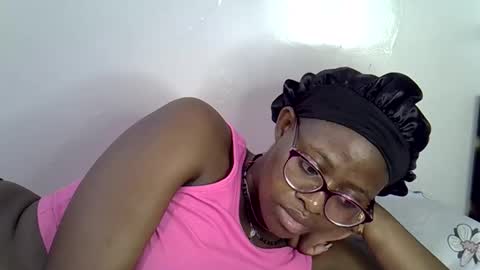 Snapshot of sweet_zarah chatting on 05-14-26, 02:29 sweet_zarah online show from 05-14-26, 02:29