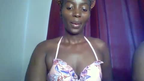 Snapshot of sweet_zuri3 chatting on 03-08-25, 11:48 zuri online show from 03-08-25, 11:48