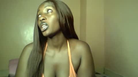 Snapshot of sweet_zuri3 chatting on 09-28-25, 05:35 zuri online show from 09-28-25, 05:35
