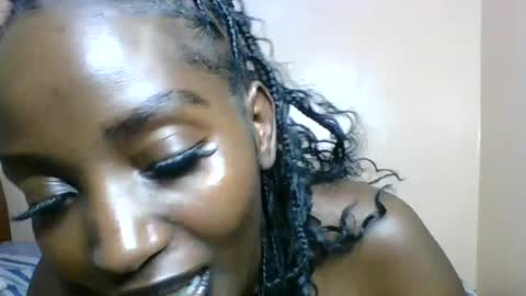 zuri online show from 06-16-26, 01:03