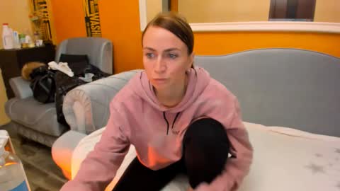 Ale online show from 11-25-25, 07:47