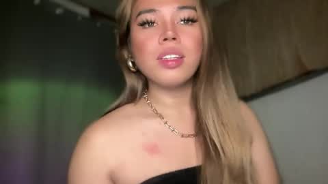 Snapshot of sweetalexa19 chatting on 11-03-25, 11:04 alexa your one and only queen online show from 11-03-25, 11:04