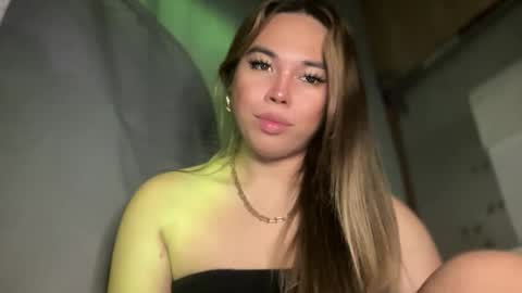 Snapshot of sweetalexa19 chatting on 11-06-25, 11:04 alexa your one and only queen online show from 11-06-25, 11:04