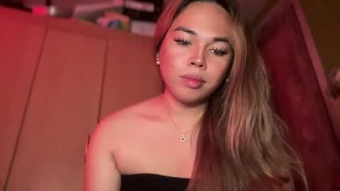 Snapshot of sweetalexa19 chatting on 11-13-25, 04:11 alexa your one and only queen online show from 11-13-25, 04:11