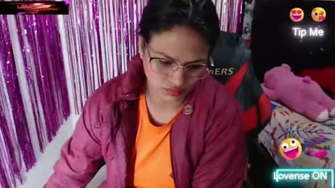 Snapshot of sweetalmaa chatting on 07-09-26, 10:08 Alma online show from 07-09-26, 10:08