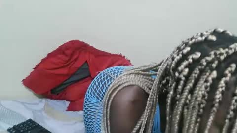 Malia online show from 10-20-25, 10:32