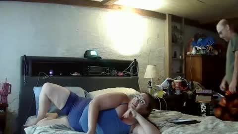 Snapshot of sweetandsour69 chatting on 07-18-26, 02:27 DJ M 489 Babygirl F 37 online show from 07-18-26, 02:27