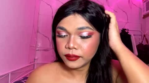 Snapshot of sweetasian_leith20 chatting on 10-28-25, 08:44 Leith Madrigal online show from 10-28-25, 08:44