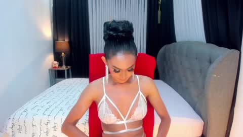 Snapshot of sweetasianlovemarie chatting on 12-09-24, 01:51 BEA sweetgirl online show from 12-09-24, 01:51