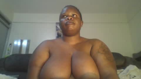 Snapshot of sweetbaby46 chatting on 12-23-25, 03:48 sweetbaby46 online show from 12-23-25, 03:48