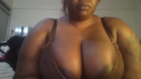 Snapshot of sweetbaby46 chatting on 02-19-26, 05:20 sweetbaby46 online show from 02-19-26, 05:20