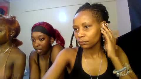 Snapshot of sweetbaby_30 chatting on 06-23-26, 05:11 Sweetbaby 30 online show from 06-23-26, 05:11