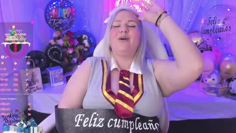 Snapshot of sweetbambi19 chatting on 12-21-24, 04:19 Andrea online show from 12-21-24, 04:19