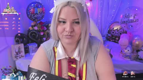 Snapshot of sweetbambi19 chatting on 12-21-24, 07:24 Andrea online show from 12-21-24, 07:24