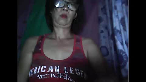 Snapshot of sweetbella24 chatting on 04-14-26, 01:17 im anne online show from 04-14-26, 01:17