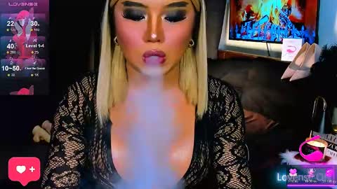 Snapshot of sweetbella69xoxo chatting on 05-31-26, 02:57 BELLA online show from 05-31-26, 02:57