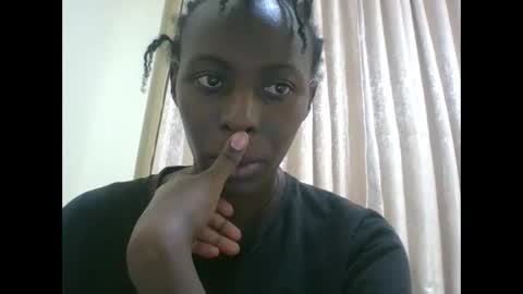 Snapshot of sweetbellah1 chatting on 05-18-26, 06:47 Sweetgul online show from 05-18-26, 06:47