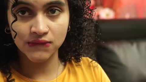 Salom independent model online show from 11-25-25, 07:47