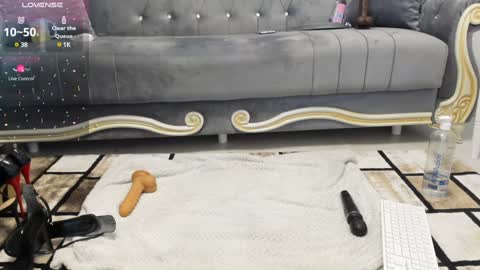 Snapshot of sweetcherry30_ chatting on 01-23-25, 10:01 Cherry online show from 01-23-25, 10:01