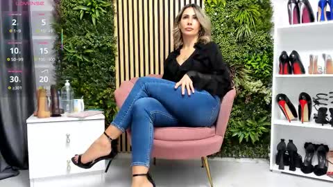 Snapshot of sweetcherry30_ chatting on 11-17-25, 07:03 Cherry online show from 11-17-25, 07:03