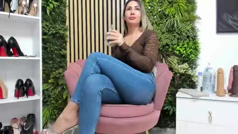 Snapshot of sweetcherry30_ chatting on 01-18-26, 07:01 Cherry online show from 01-18-26, 07:01