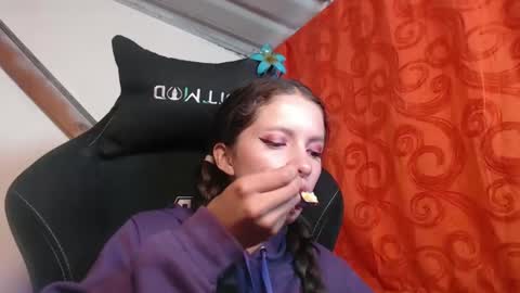 sweetdam12 online show from 01-25-25, 07:18