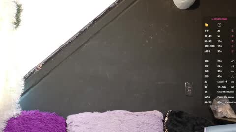 sweetdam12 online show from 03-31-26, 08:20