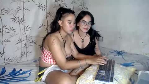 Snapshot of sweetdannica chatting on 11-09-25, 06:50 Danni online show from 11-09-25, 06:50