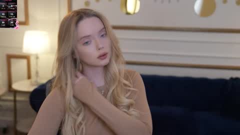 Amelia online show from 11-19-25, 11:43