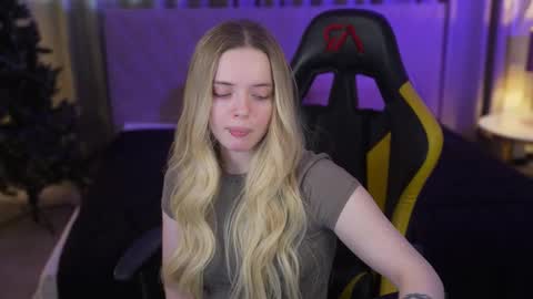 Amelia online show from 01-14-26, 09:26