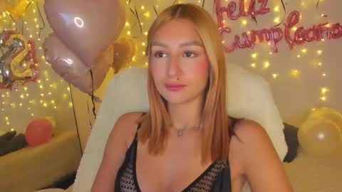Snapshot of sweetdestiny_ chatting on 12-02-25, 05:46 natalia online show from 12-02-25, 05:46