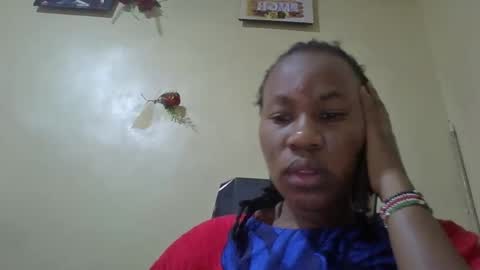 sweetdiva2012 online show from 02-18-26, 05:25