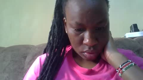 sweetdiva2012 online show from 04-06-26, 04:46