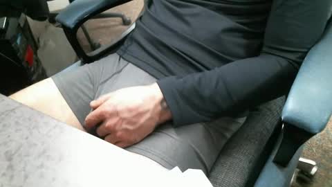 Stick around its a grower online show from 02-16-25, 05:59