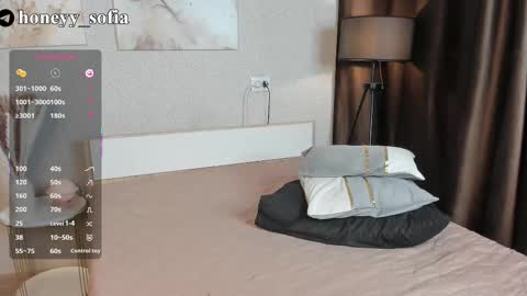 Sofia online show from 02-21-25, 11:10
