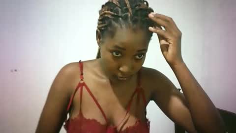 Snapshot of sweetebony_50 chatting on 05-13-26, 09:39 sweetebony_50 online show from 05-13-26, 09:39