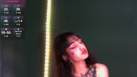 carolayn  online show from 10-14-25, 10:43